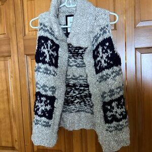 Abercrombie & Fitch Women's Sweater Vest | Small